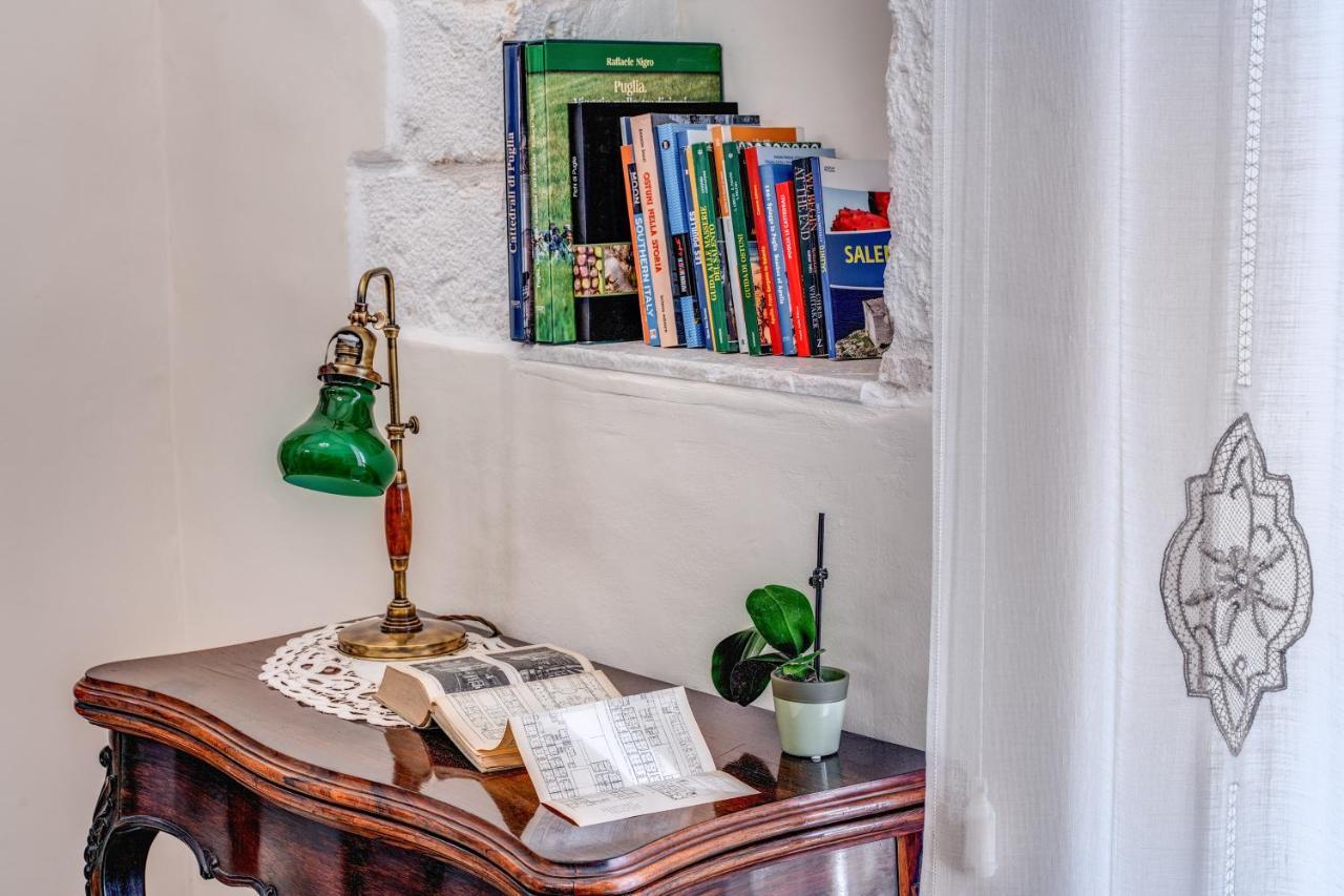 Bed and Breakfast Palazzo Stunis - Dimora Di Charme Ostuni Exterior foto