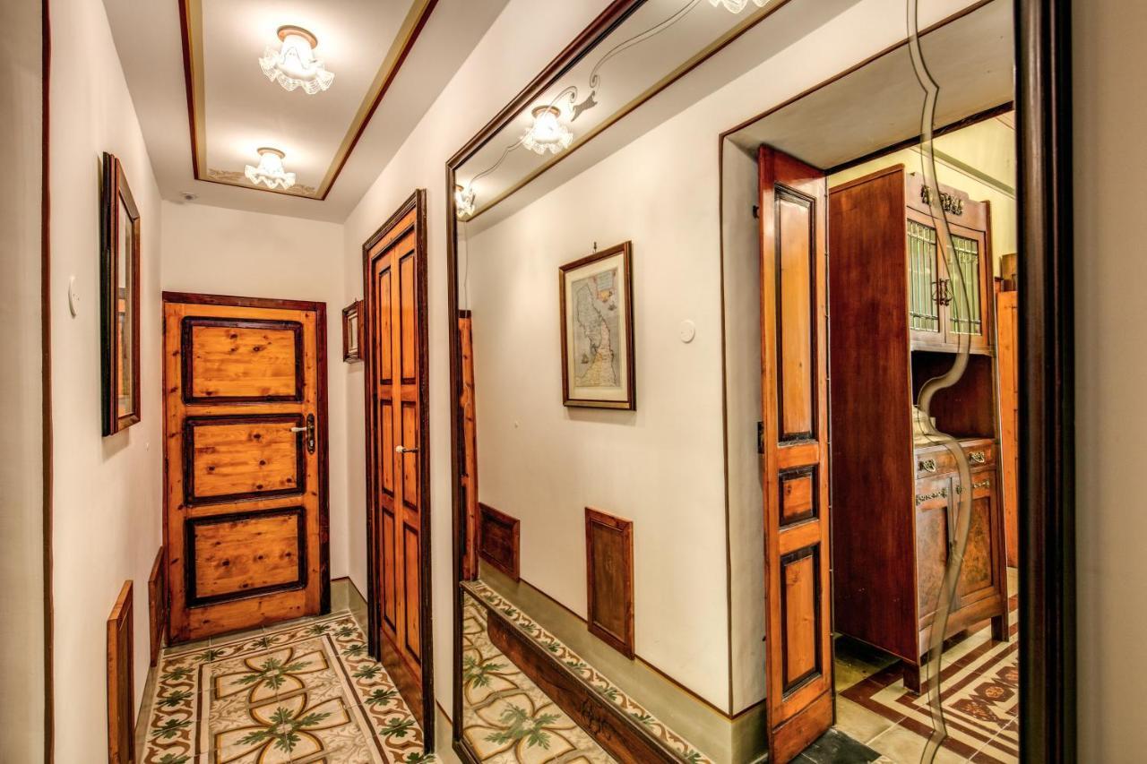 Bed and Breakfast Palazzo Stunis - Dimora Di Charme Ostuni Exterior foto